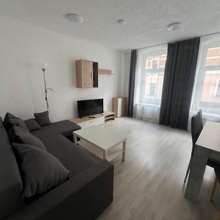 Appartement Zum Bahnhof à Zwickau Extérieur photo