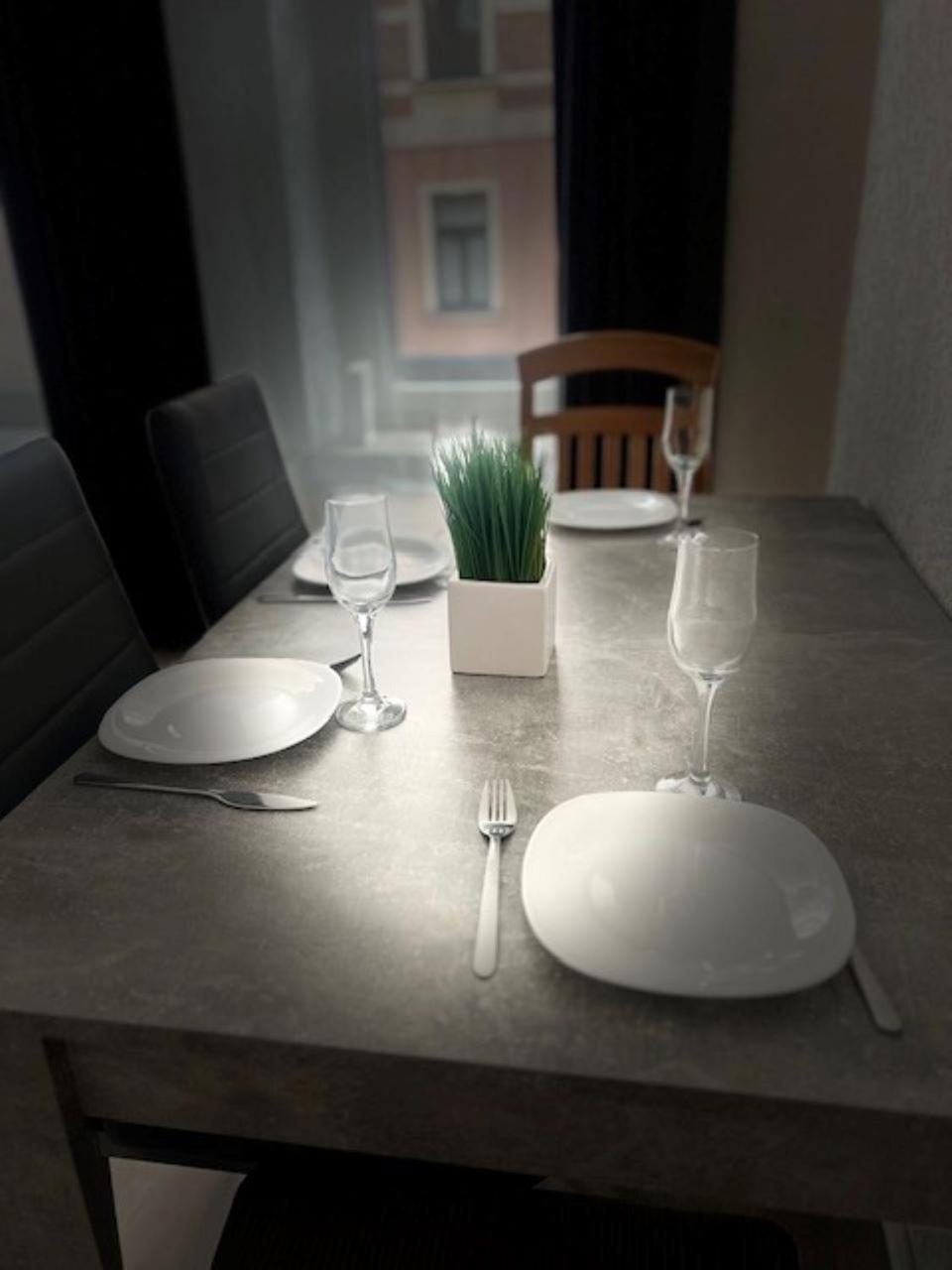 Appartement Zum Bahnhof à Zwickau Extérieur photo